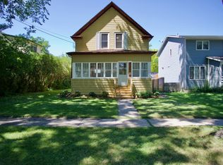 810 1st St N, Fargo, ND 58102