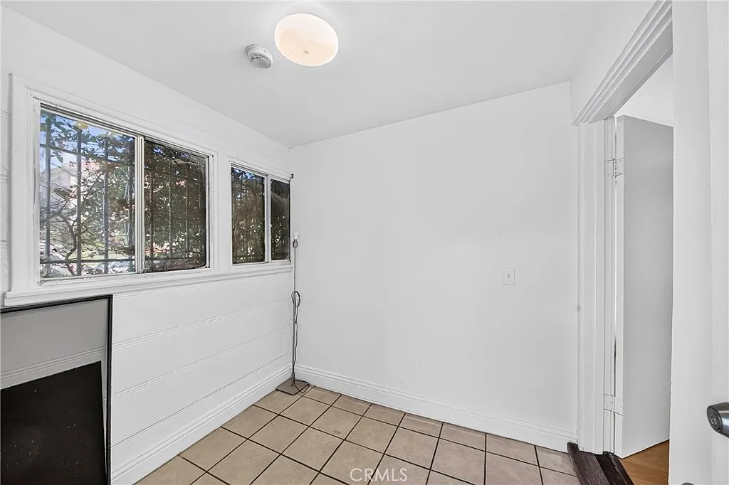 3 bed, 2.5 bath, 1500 sqft, $2,800 — Photo 4