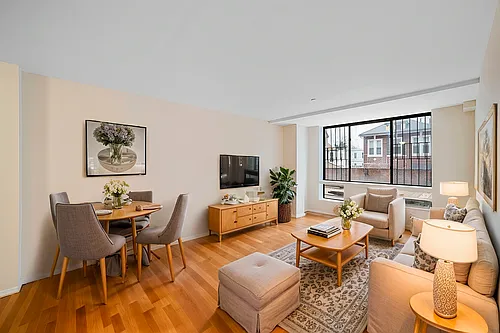229 Parkville Ave #4A Photo 1