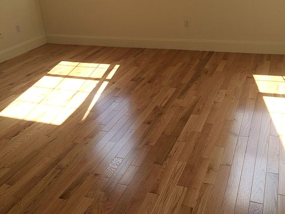 3rd image of 8 Lincoln St APT 112