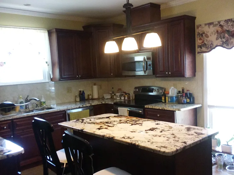 115 Stone Mill Dr — Photo 2