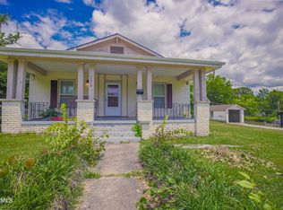 724 SE Witt Pl, Knoxville, TN 37915