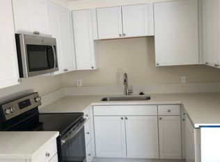 285 S Saturmino Dr #2, Palm Springs, CA 92262