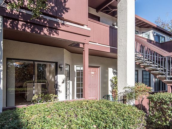 2nd image of 461 Costa Mesa Ter APT C
