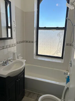 Rented by Rani Dishi, LREB | media 8