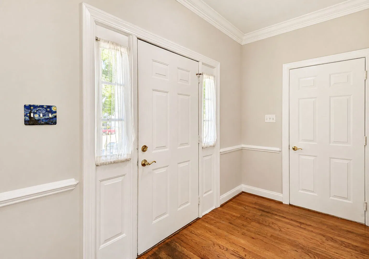 3 Bed 2 Full Bath 2 Half Bath - Silver Spring Colonial - Military clause supported — Photo 3
