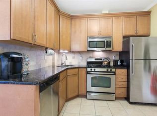 236 68th St #2, Guttenberg, NJ 07093