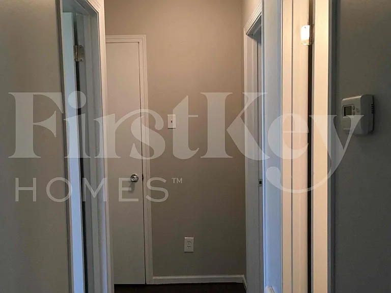 5 Les Cherbourg Ct — Photo 12