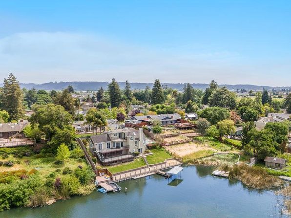 31 Cutter Dr, Watsonville, CA 95076