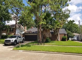 15811 Parksley Dr, Houston, TX 77059