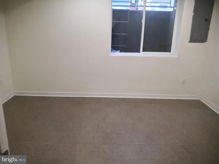 1104 Lemon St — Photo 30