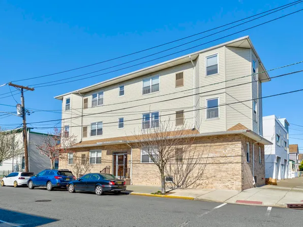 15 Isabella Ave #2R, Bayonne, NJ 07002