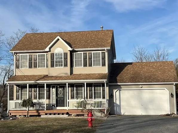 15 Dolphin Cir, Somerset, MA 02726