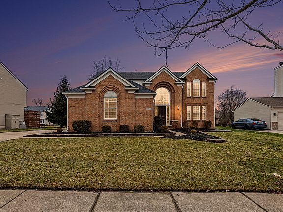 2nd image of 8084 Creek Bend Dr