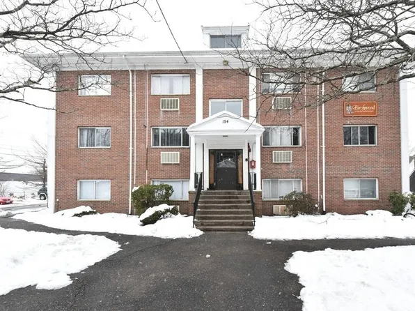 154 2nd St APT 103, Framingham, MA 01702