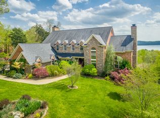 6516 Shelter Cove Dr, Hixson, TN 37343