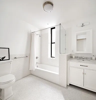 Rented by Compass | media 22