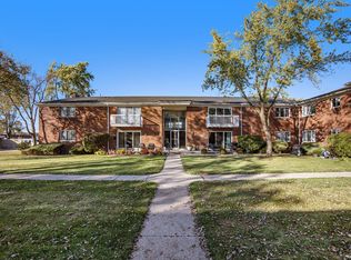 42755 Sheldon Pl APT 115, Clinton Township, MI