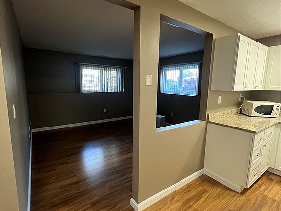 5th image of 728 Beverage Hill Ave APT 12