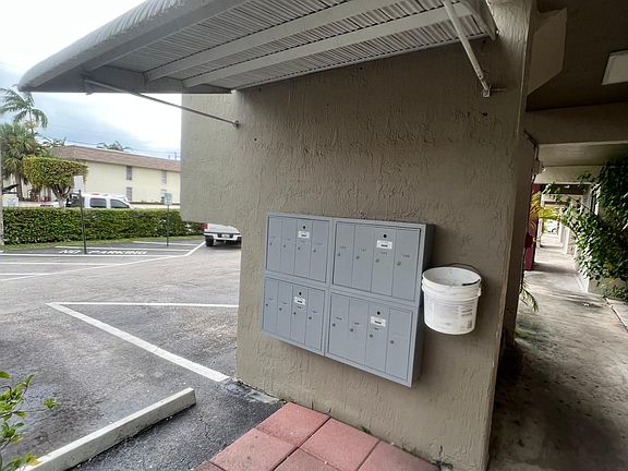 3rd image of 1111 NW 43rd Ave APT 101