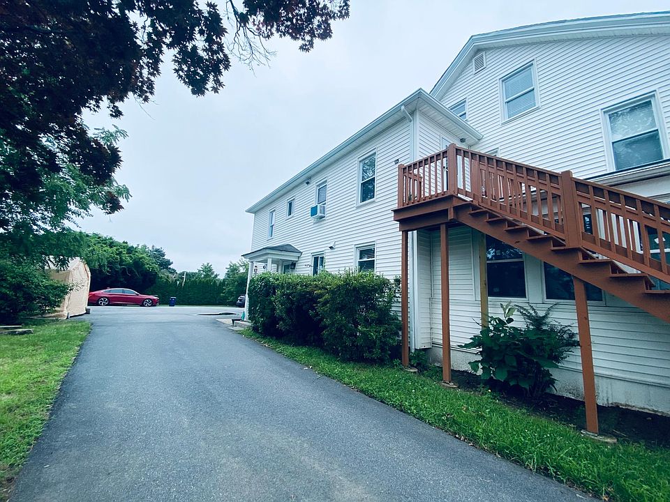 330 Cherry Hill Rd Johnston, RI Zillow Apartments for Rent in Johnston
