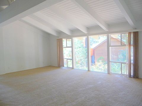 5th image of 530 Country Club Dr