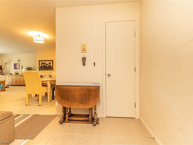 2112 Acacia Park Dr #220 — Photo 2