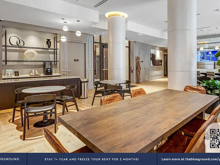 Building's Lounge