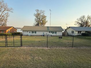 8009 Spring Creek Dr, Donalsonville, GA 39845
