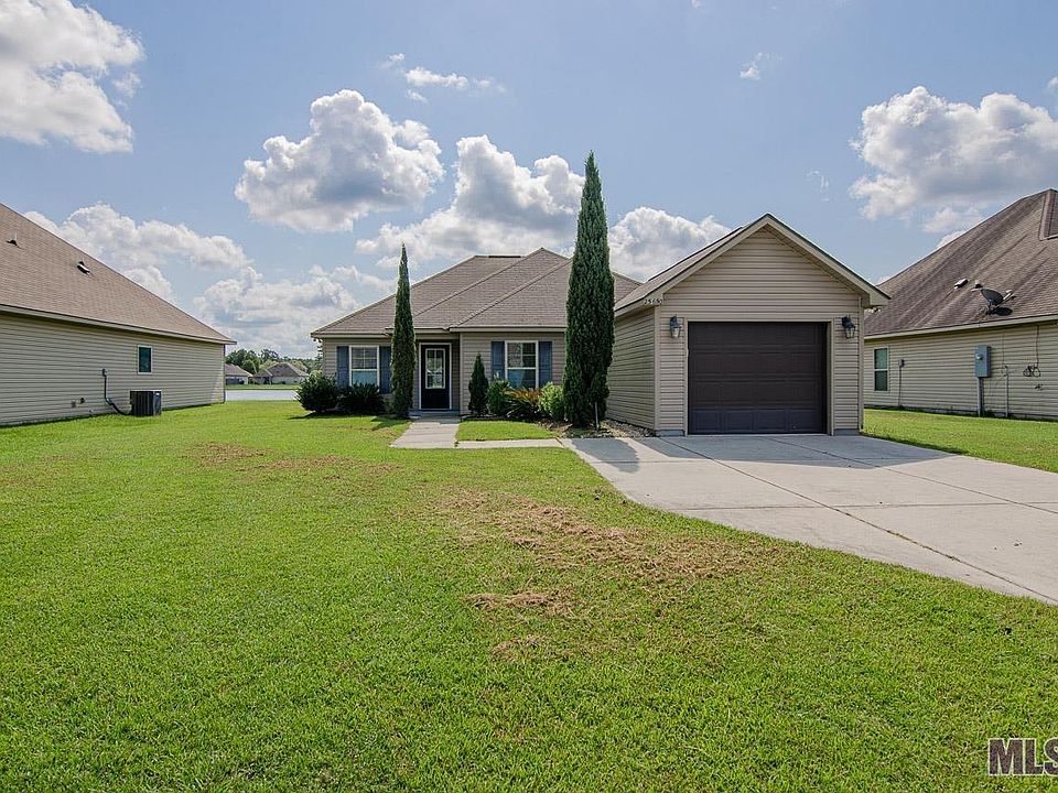 1st image of 25650 Palmwood Ct