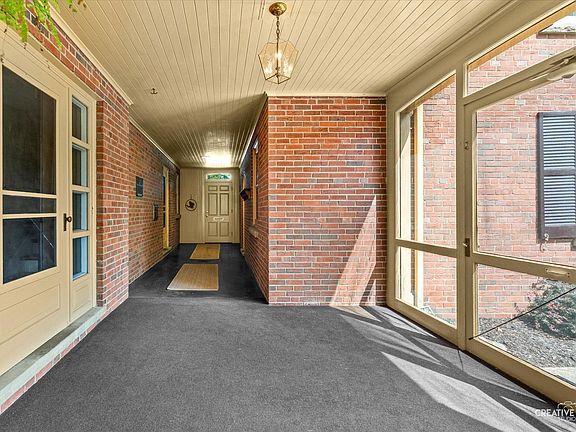 4th image of 1434 W Downer Pl
