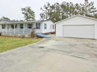 109 Cottontail Ln, Bonneau, SC 29431