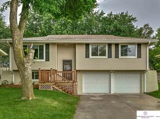 5622 S 139th St, Omaha, NE 68137