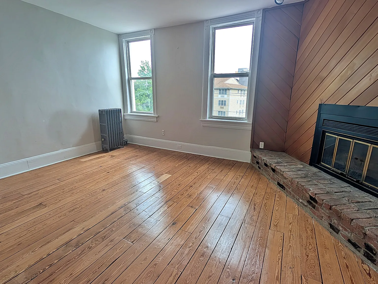 2 bed, 995 sqft, $2,650 — Photo 3