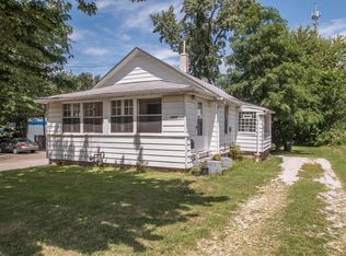 1427 E 289th St, Wickliffe, OH 44092