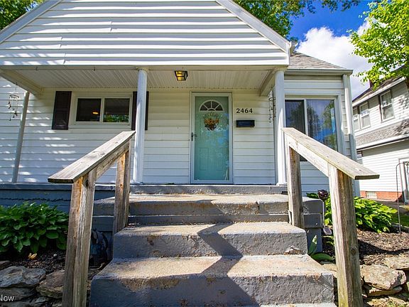 4th image of 2464 Lyon Blvd