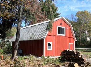 450 Quaker St, Wallkill, NY 12589