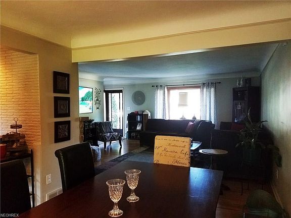 4th image of 24473 Westwood Rd