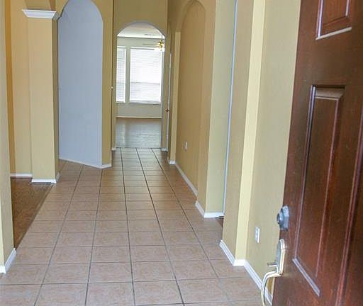 3rd image of 3612 Lauren Dr