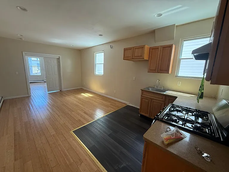 603 S 20th St #1 — Photo 11