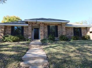 3011 Rambling Dr, Dallas, TX 75228
