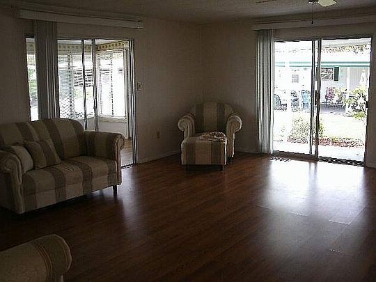 4th image of 158 Lakeview Dr