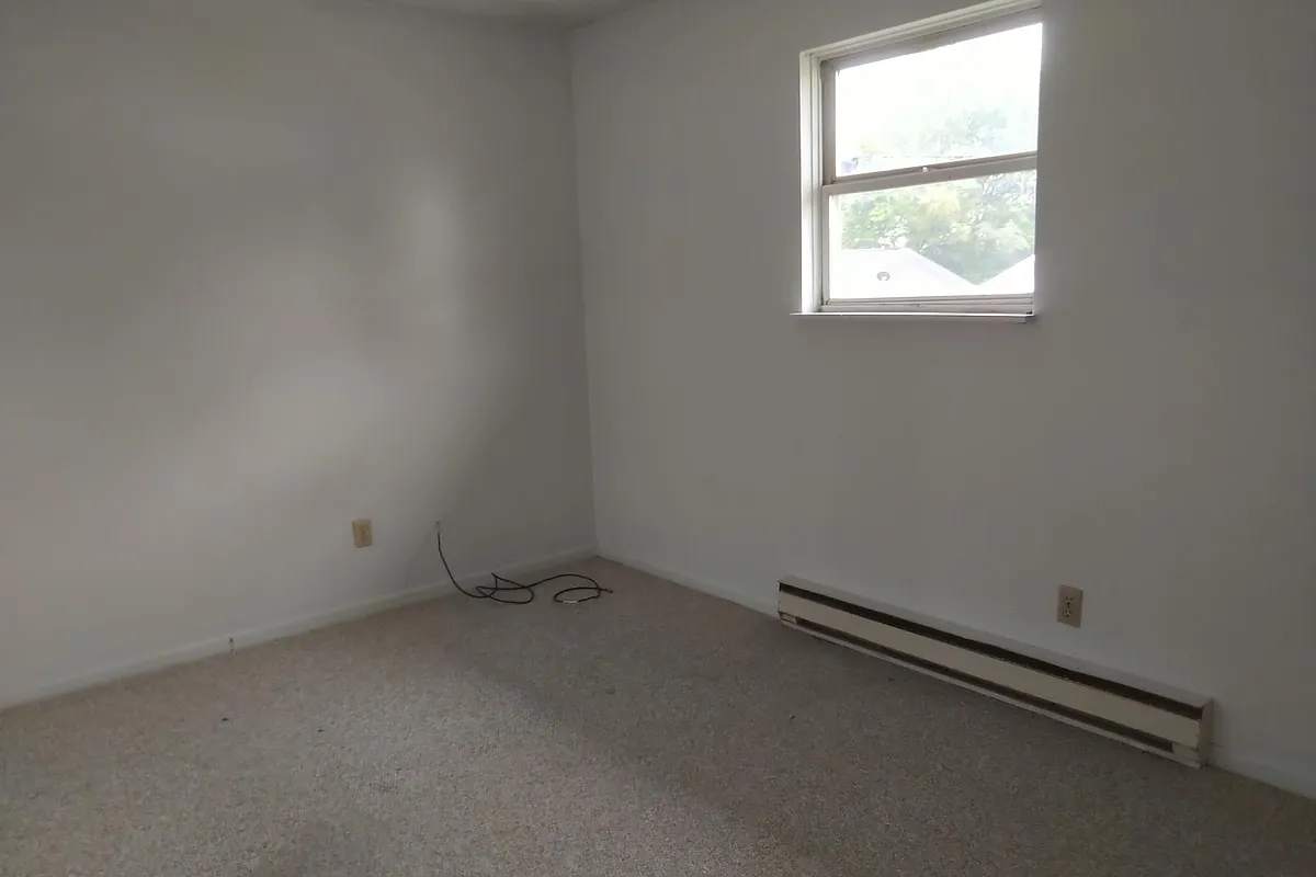 Building Photo - 501 N Campus Ave #2