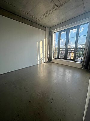 1st image of 87 Wolcott St #3C