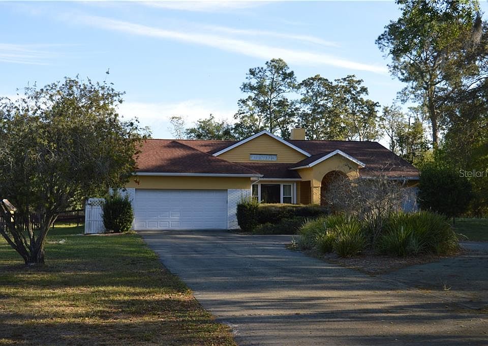 1st image of 28711 Lindenhurst Dr