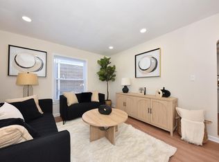 3165 North 87th STREET, Milwaukee, WI 53222