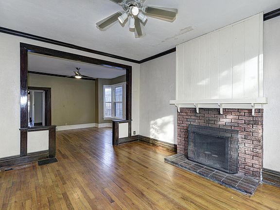 2nd image of 1225 Josephine St APT 1