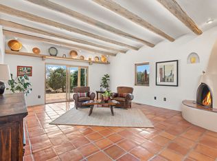 117 Paseo Nopal, Santa Fe, NM 87507
