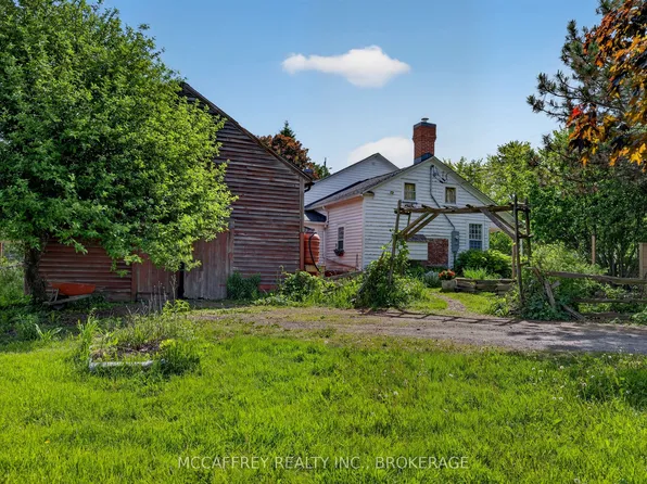 6429 County Road 2, Loyalist, ON K0H 2H0