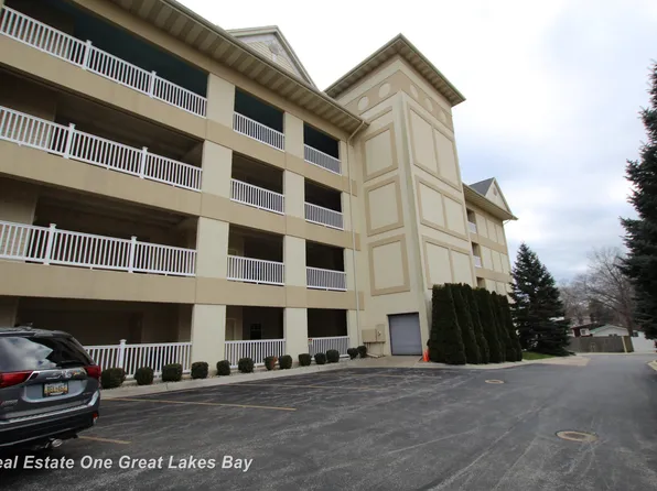 576 N Huron Rd Unit 302, Au Gres, MI 48703
